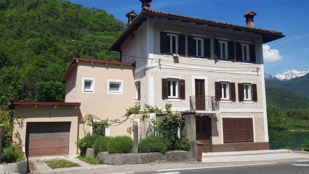 House By The Lake Most na Soči Eksteriør billede
